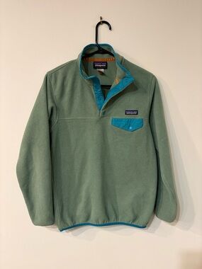 Patagonia Green Fleece Pullover with Teal Trim
